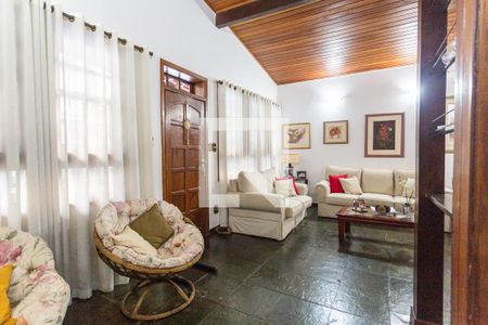 Sala 1 de casa à venda com 8 quartos, 500m² em Santo Antônio, Belo Horizonte