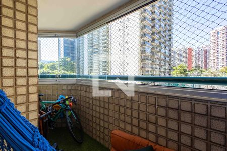 Varanda Sala de apartamento à venda com 2 quartos, 78m² em Barra da Tijuca, Rio de Janeiro