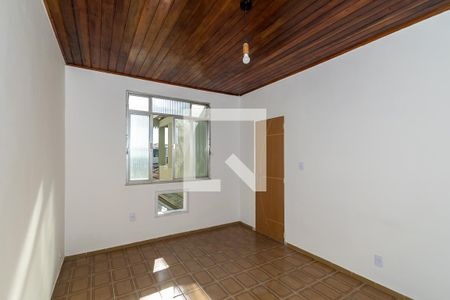 Quarto 1 de casa para alugar com 2 quartos, 70m² em Ramos, Rio de Janeiro
