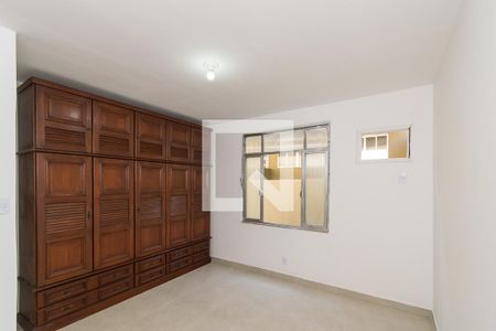 Quarto 2 de apartamento para alugar com 2 quartos, 65m² em Ramos, Rio de Janeiro
