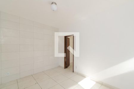 Sala de apartamento para alugar com 2 quartos, 65m² em Ramos, Rio de Janeiro