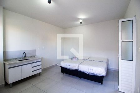 Sala e Quarto de kitnet/studio para alugar com 1 quarto, 21m² em Vila Haro, Sorocaba
