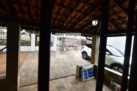 Sala - Vista de casa à venda com 3 quartos, 1000m² em Fazenda Santa Cândida, Campinas