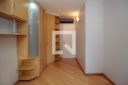 Suíte de apartamento para alugar com 2 quartos, 75m² em Pinheiros, São Paulo