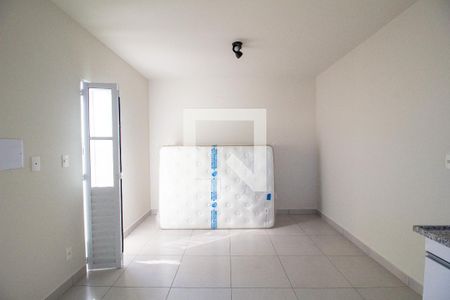 Sala/Quarto de kitnet/studio para alugar com 1 quarto, 21m² em Vila Haro, Sorocaba