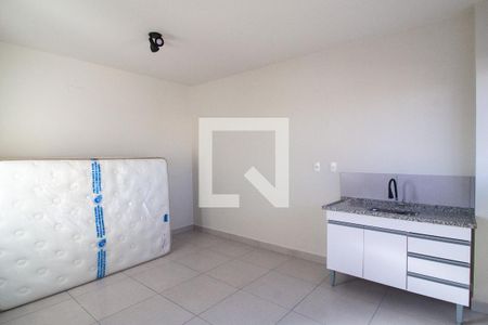 Sala/Quarto de kitnet/studio para alugar com 1 quarto, 23m² em Vila Haro, Sorocaba