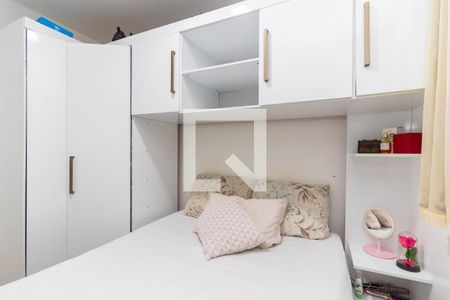 Quarto 1 de apartamento para alugar com 2 quartos, 42m² em Itaquera, São Paulo