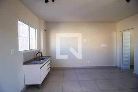 Sala/Quarto de kitnet/studio para alugar com 1 quarto, 28m² em Vila Haro, Sorocaba