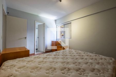 Suíte 1 de apartamento à venda com 2 quartos, 92m² em Vila Madalena, São Paulo