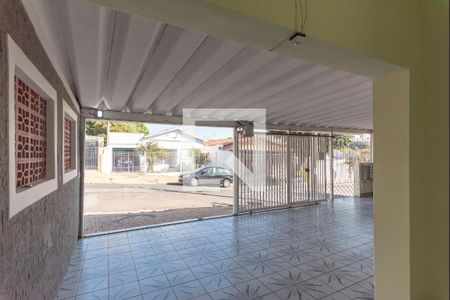 Garagem de casa à venda com 2 quartos, 292m² em Jardim dos Oliveiras, Campinas