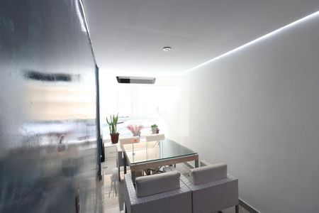 Sala de apartamento para alugar com 2 quartos, 78m² em Nova Cidade, São Gonçalo