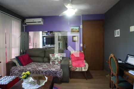 Sala de apartamento à venda com 2 quartos, 45m² em Olaria, Canoas