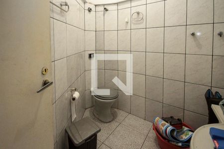 Banheiro de casa para alugar com 2 quartos, 70m² em Vila Bela, São Paulo