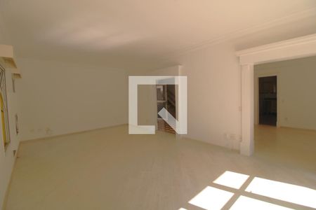Sala 1 de casa de condomínio à venda com 4 quartos, 300m² em Jardim Santa Helena, São Paulo