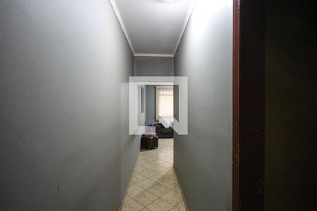 Corredor de casa para alugar com 3 quartos, 100m² em Vila Bela, São Paulo