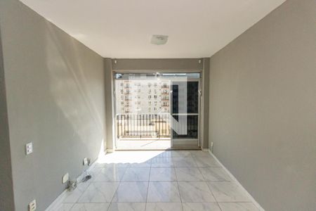 Sala de apartamento para alugar com 3 quartos, 70m² em Penha Circular, Rio de Janeiro