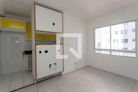 Sala de apartamento para alugar com 2 quartos, 45m² em Canhema, Diadema