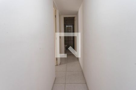 Corredor de apartamento para alugar com 2 quartos, 45m² em Canhema, Diadema