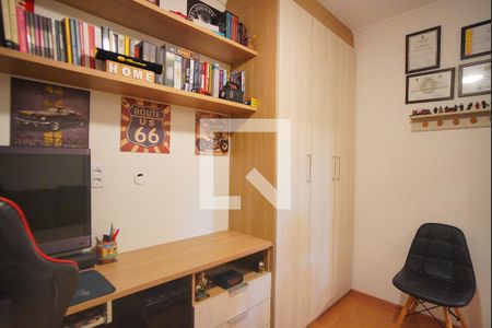 Quarto 2 de apartamento para alugar com 2 quartos, 44m² em Humaitá, Porto Alegre