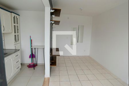 Sala de casa de condomínio para alugar com 2 quartos, 46m² em Santa Isabel, Viamão