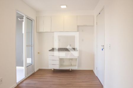 Sala e Cozinha de apartamento para alugar com 1 quarto, 30m² em Água Branca, São Paulo