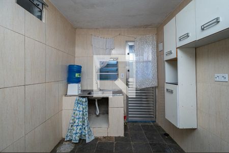 Cozinha de casa para alugar com 1 quarto, 17m² em Conjunto Residencial Jardim Canaã, São Paulo