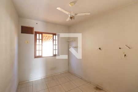 Quarto 2 de casa para alugar com 2 quartos, 70m² em Mutuapira, São Gonçalo