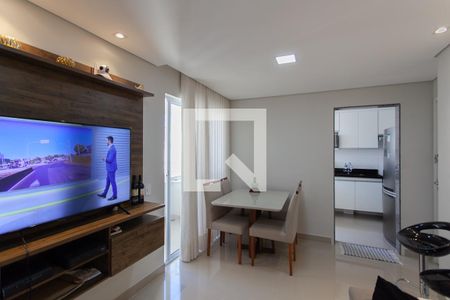 Sala de apartamento à venda com 2 quartos, 56m² em Planalto, Belo Horizonte