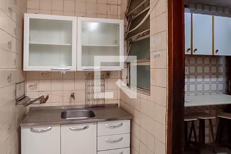 Cozinha  de casa à venda com 3 quartos, 75m² em João Pinheiro, Belo Horizonte
