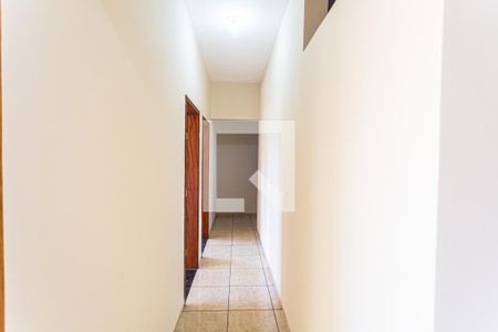Corredor de apartamento para alugar com 3 quartos, 65m² em Goiânia, Belo Horizonte