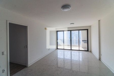 Sala de apartamento à venda com 4 quartos, 160m² em Barra da Tijuca, Rio de Janeiro