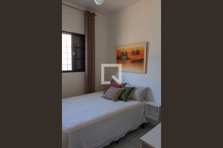 QUARTO 1 de casa à venda com 4 quartos, 201m² em Jardim do Sol, Campinas