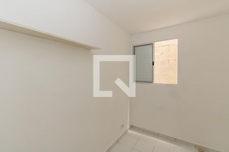 Quarto 2 de apartamento para alugar com 2 quartos, 40m² em Vila Nhocuné, São Paulo