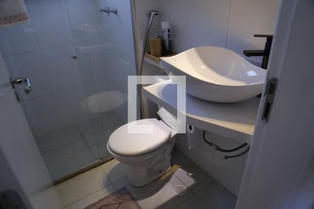 Banheiro de apartamento à venda com 2 quartos, 50m² em Itaberaba, São Paulo