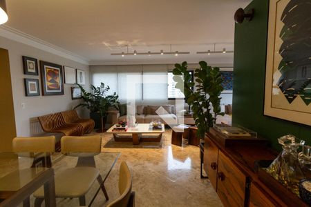 Apartamento à venda com 173m², 4 quartos e 3 vagasSala