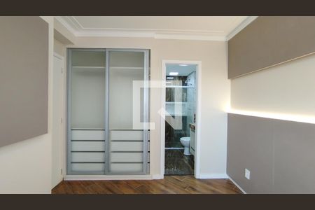 Apartamento à venda com 83m², 3 quartos e 2 vagas Apartamento à venda com 83m², 3 quartos e 2 vagasSuíte