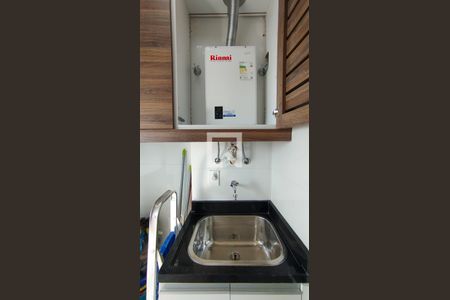 Apartamento à venda com 83m², 3 quartos e 2 vagas Apartamento à venda com 83m², 3 quartos e 2 vagasÁrea de Serviço