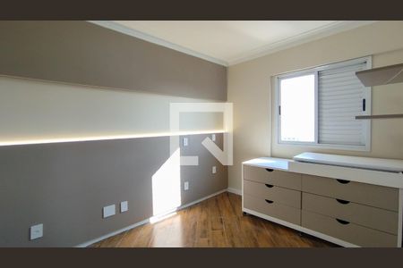 Apartamento à venda com 83m², 3 quartos e 2 vagas Apartamento à venda com 83m², 3 quartos e 2 vagasSuíte