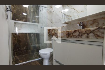 Apartamento à venda com 83m², 3 quartos e 2 vagas Apartamento à venda com 83m², 3 quartos e 2 vagasBanheiro da Suíte