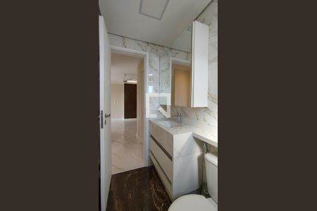 Apartamento à venda com 83m², 3 quartos e 2 vagas Apartamento à venda com 83m², 3 quartos e 2 vagasBanheiro