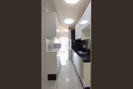 Apartamento à venda com 83m², 3 quartos e 2 vagas Apartamento à venda com 83m², 3 quartos e 2 vagasCozinha