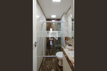 Apartamento à venda com 83m², 3 quartos e 2 vagas Apartamento à venda com 83m², 3 quartos e 2 vagasBanheiro da Suíte