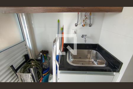 Apartamento à venda com 83m², 3 quartos e 2 vagas Apartamento à venda com 83m², 3 quartos e 2 vagasÁrea de Serviço