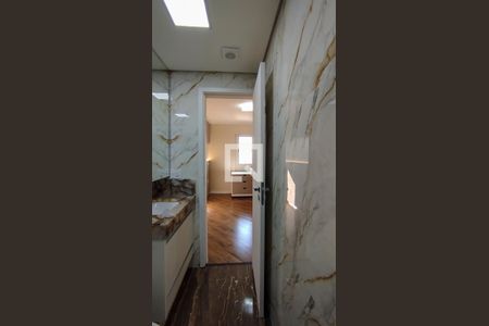 Apartamento à venda com 83m², 3 quartos e 2 vagas Apartamento à venda com 83m², 3 quartos e 2 vagasBanheiro da Suíte