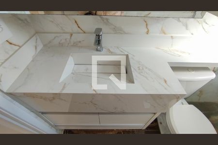 Apartamento à venda com 83m², 3 quartos e 2 vagas Apartamento à venda com 83m², 3 quartos e 2 vagasBanheiro