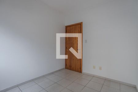 Quarto 1 de apartamento à venda com 3 quartos, 132m² em Jardim Itu, Porto Alegre