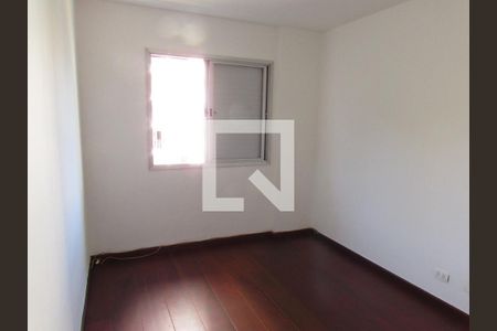Quarto 1 de apartamento para alugar com 3 quartos, 75m² em Vila Suzana, São Paulo