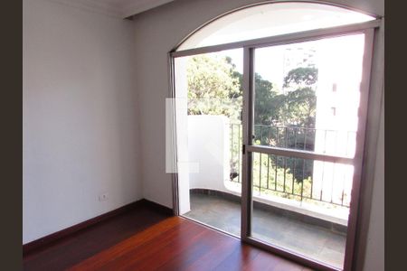 Sala de apartamento para alugar com 3 quartos, 75m² em Vila Suzana, São Paulo