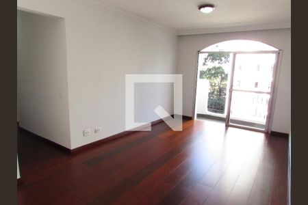 Sala de apartamento para alugar com 3 quartos, 75m² em Vila Suzana, São Paulo