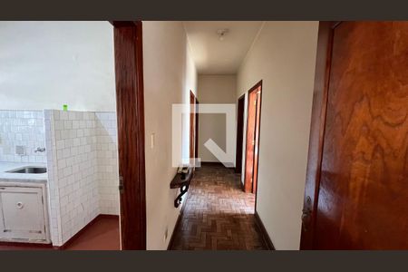 Corredor de apartamento para alugar com 4 quartos, 135m² em Pinheiros, São Paulo